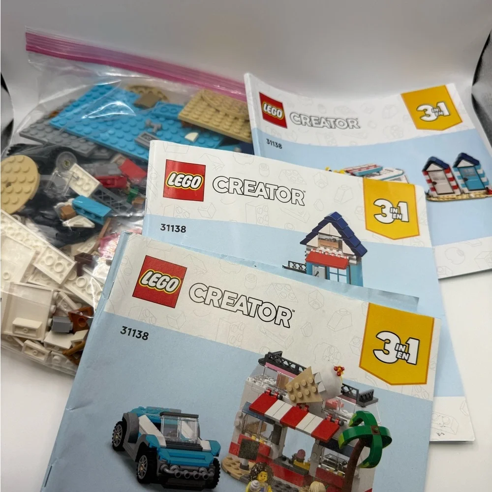 LEGO Creator 3 in 1 Beach Camper Van 31138 Building Toy Set - Picture 4 of 6